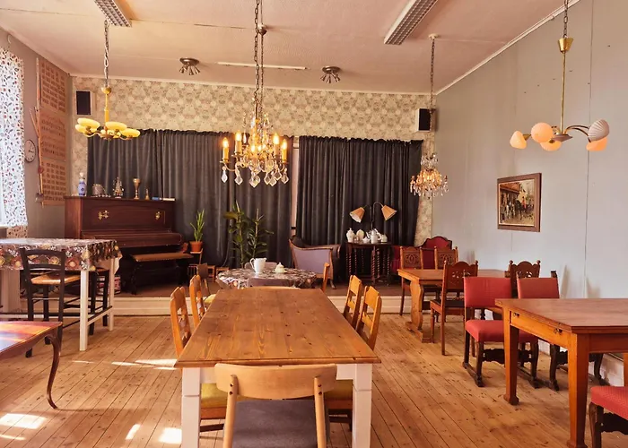 Morgonljus B&B-Edith&Julia